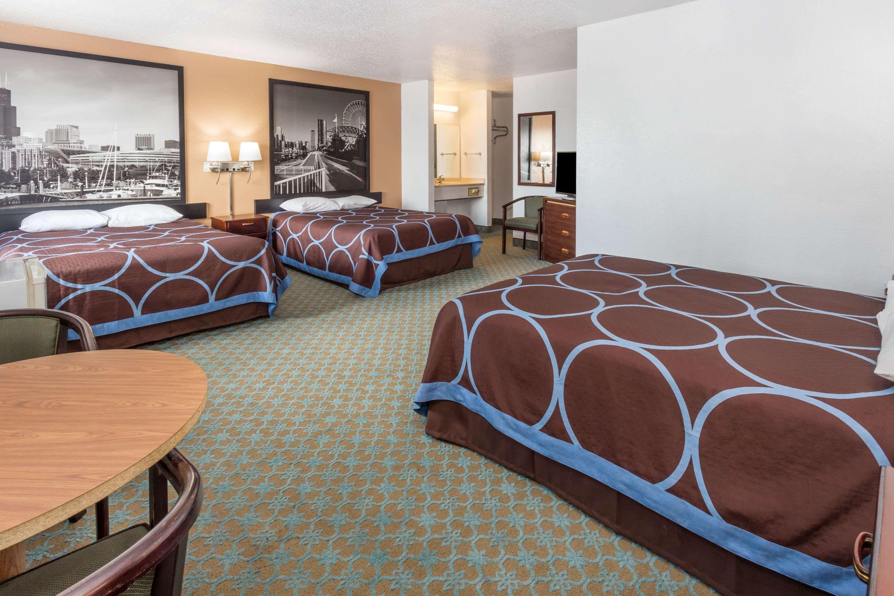 Super 8 By Wyndham Bourbonnais/Kankakee Area Exterior foto