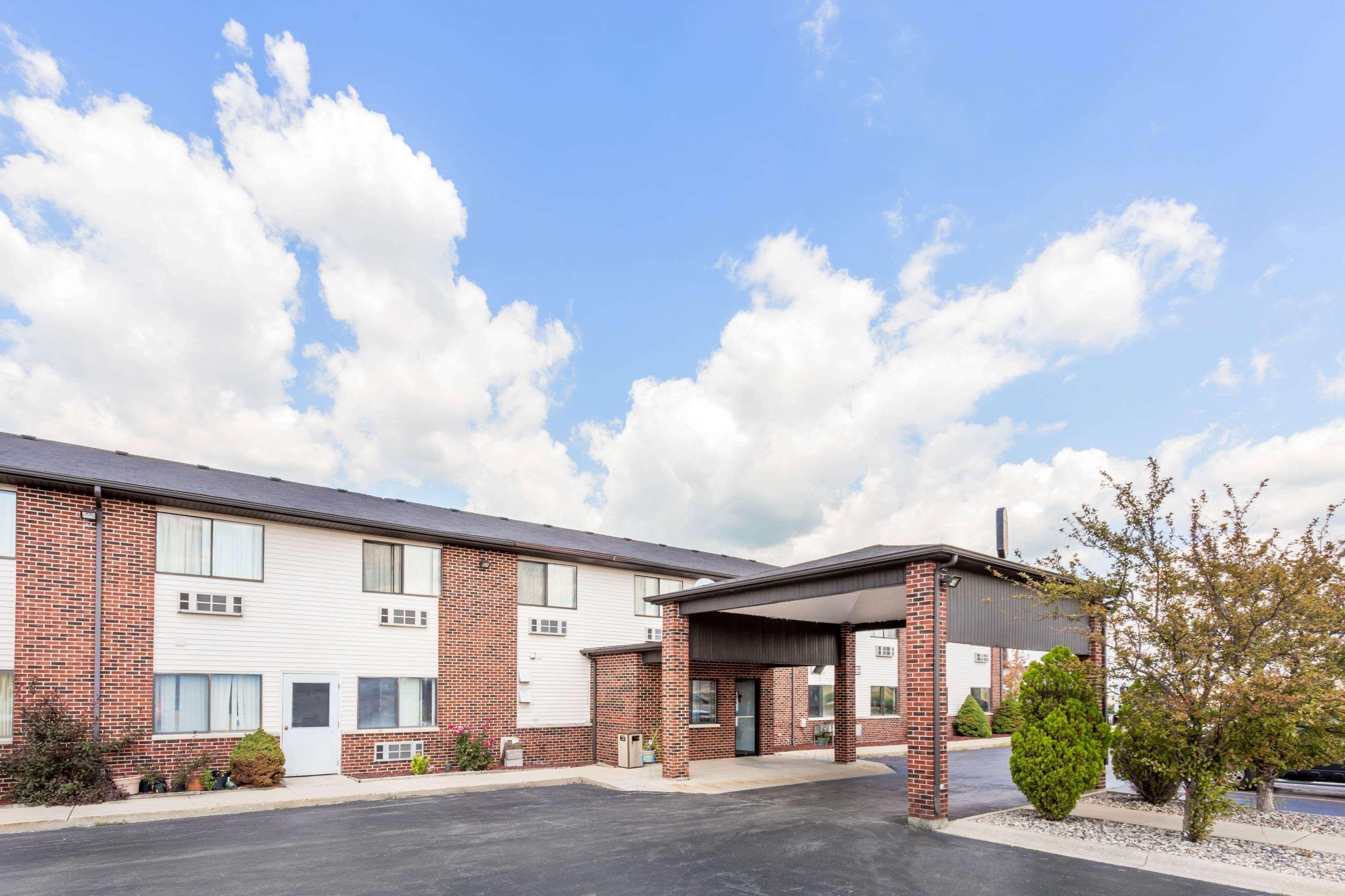 Super 8 By Wyndham Bourbonnais/Kankakee Area Exterior foto