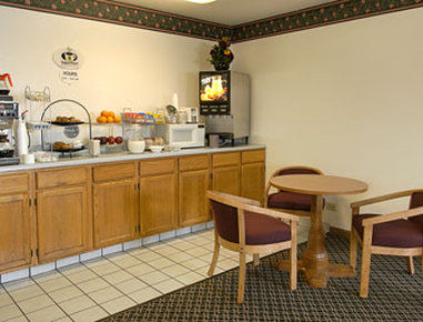 Super 8 By Wyndham Bourbonnais/Kankakee Area Restaurant foto